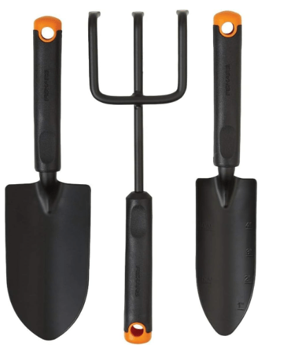 Fiskars 3-Piece Garden Tool Set - Trowel, Transplanter, Cultivator, Rust-Resistant Steel Heads, Ergonomic Handles for Planting, Digging, and Aerating Soil