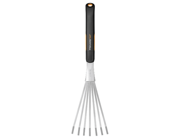 Fiskars Xact Hand Rake, Heavy Duty Gardening Hand Tool with Ergonomic Handle and Hanging Hole for Storage, Stainless Steel Head and Tines, Perfect for Maintaining a Raised Garden Bed