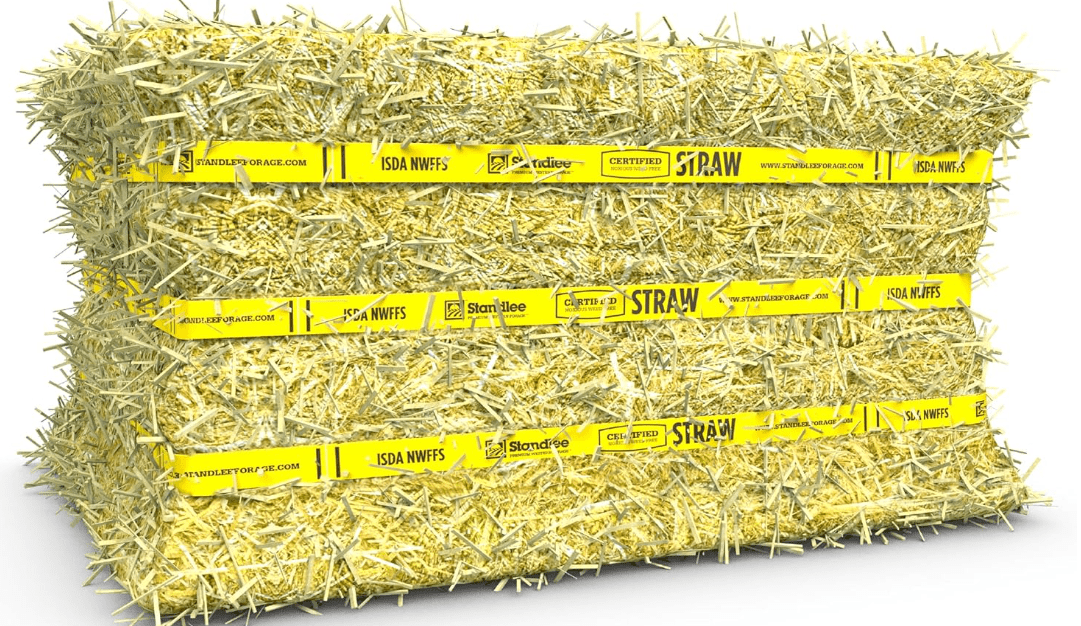 standlee Straw Compressed Bale Animal Bedding, Hay Bedding for Horses & Livestock, 3.6 cu. ft.
