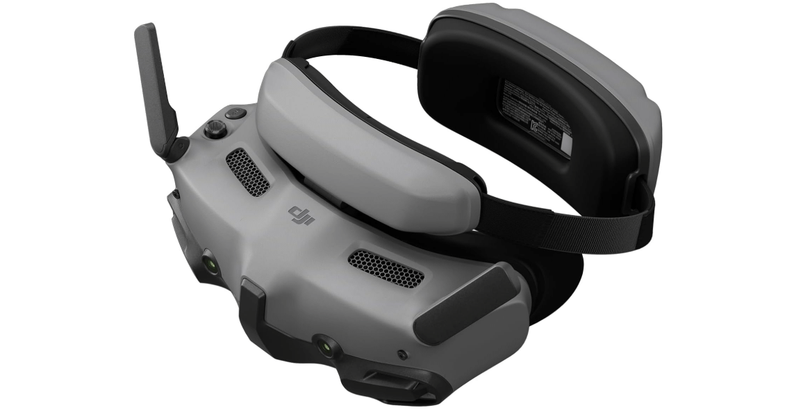 DJI Goggles 3, FPV Goggles with Stunning Micro-OLED Screens, Immersive Flight Experience, O4 HD Video Transmission, Adjustable Diopters, Wireless Streaming,... 