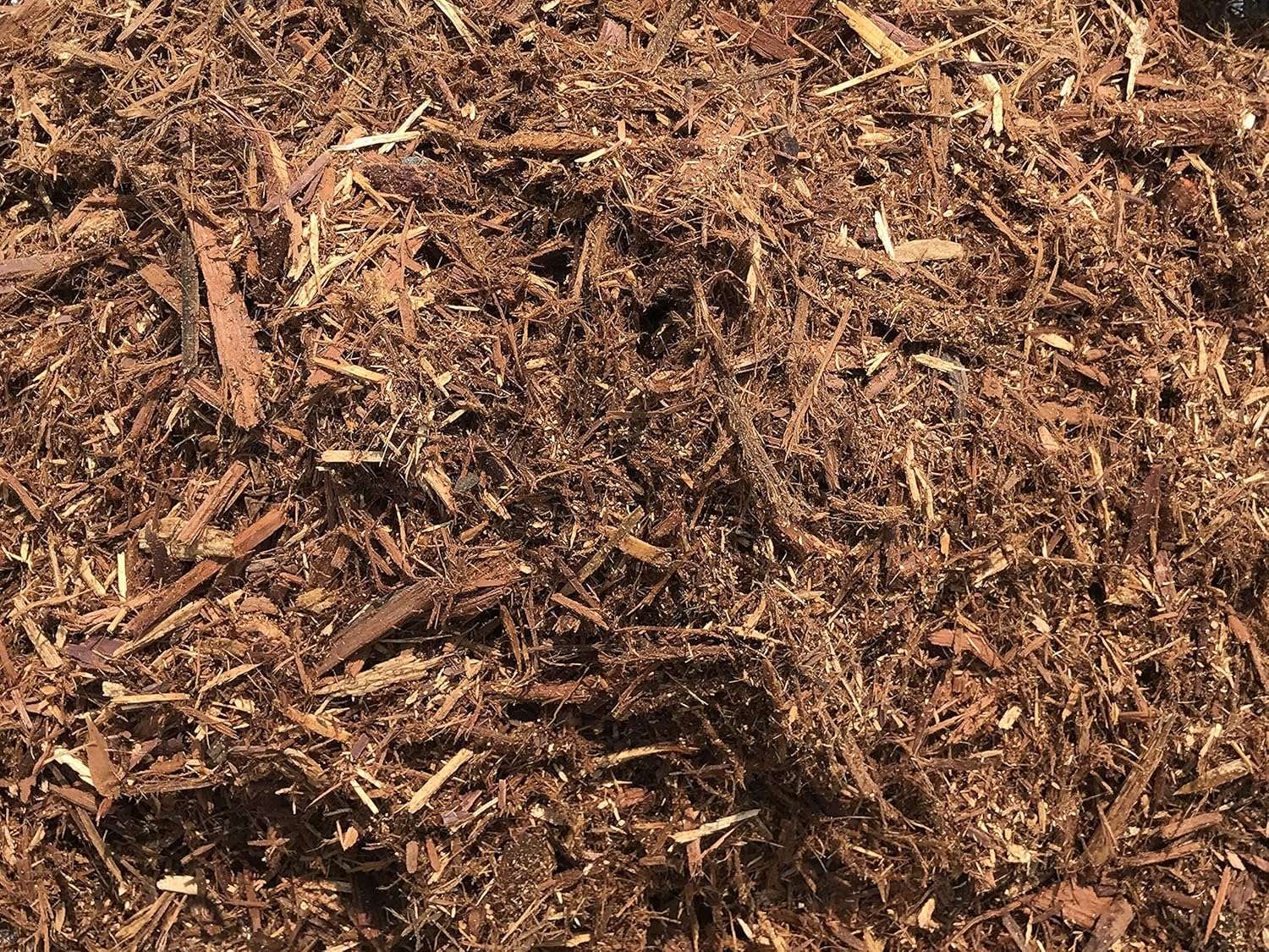 MIGHTY109 100% Natural Cedar Mulch, 40 Quarts Plus 8 Quarts Free!