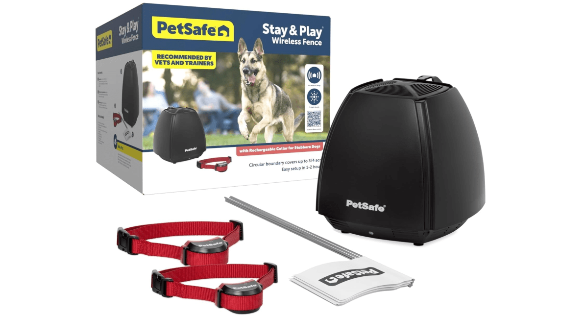 PetSafe Stay & Play 2-Dog Wireless Fence for Stubborn Dogs - America's Safest Wireless Pet Containment System - No Dig Electric Fence - Circular Boundary - Secure 3/4-Acre Yard - for Dogs 5lb+

