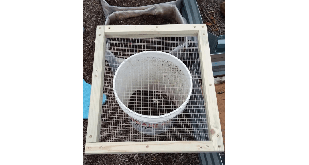 CTSC Soil Sifter for Garden, Compost Sifter, Garden Sieve, Wood Dirt Sifter, Rock Sifter with Stainless Steel Welded Wire Mesh(1/4")