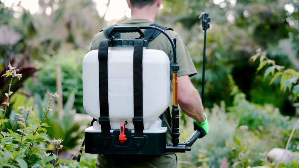 best leak-free pump sprayers for gardeners